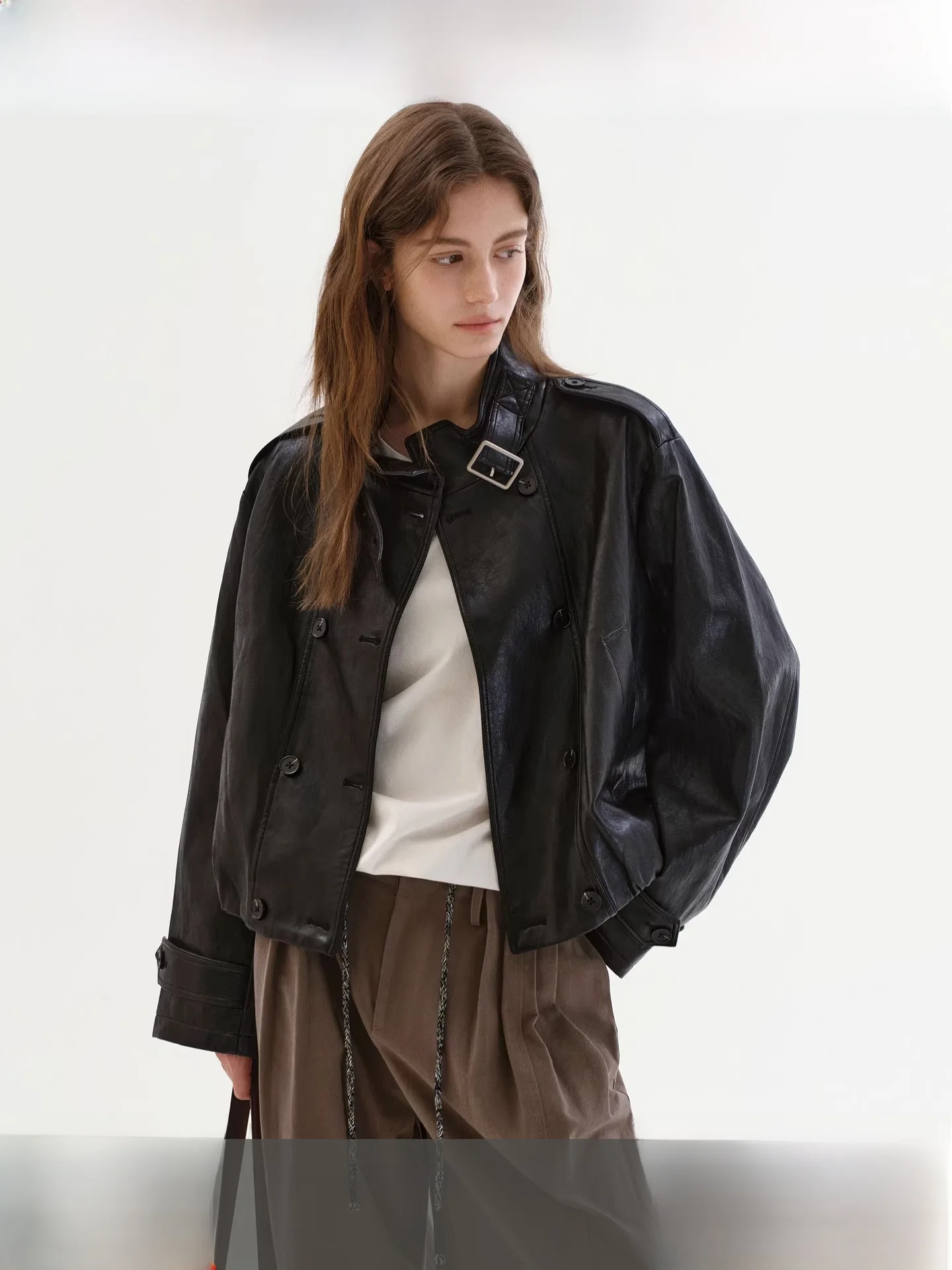 

Женская куртка Fano из искусственной кожи, весенняя, черная, матовая, с воротником-стойкой, двубортная, в стиле ретро, свободного кроя, верхняя одежда