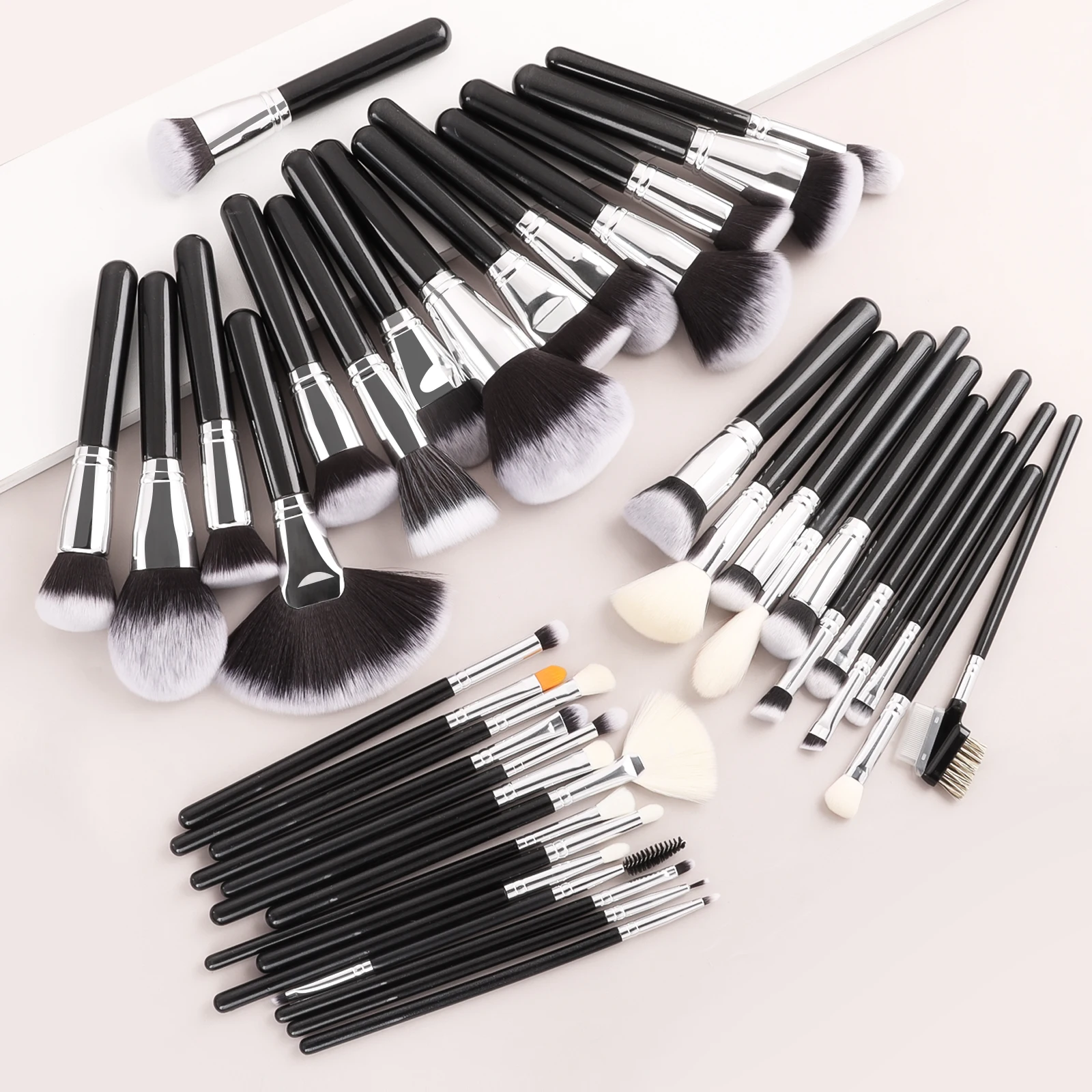 40Pcs Multi-type Makeup Brushes Kit, Face Eye Brushes Set For Beginners Artist Wedding & Travel Makeup