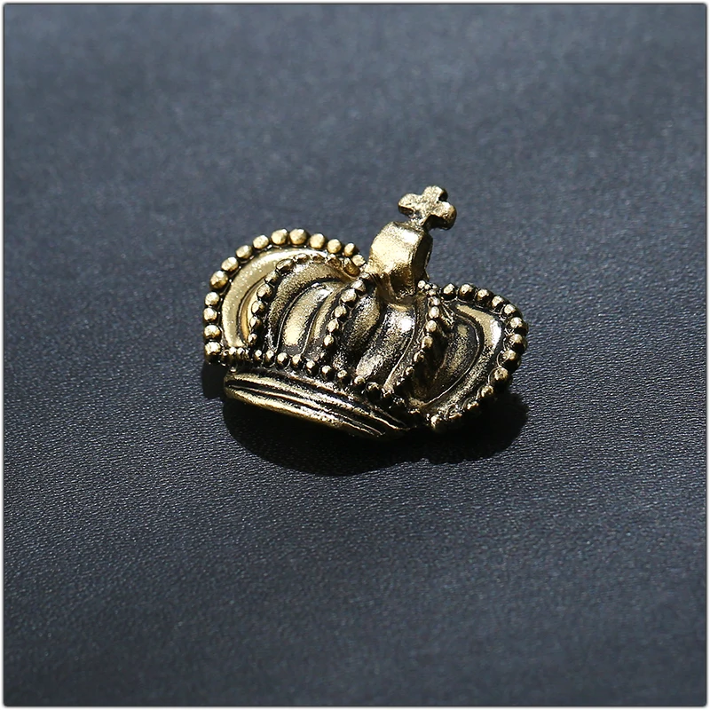 Vintage Small Crown Brooches for Women Men Badge Fashion Bronze/Gold/Retro Silver color Brooch Lapel Pins Metal Accessories Gift