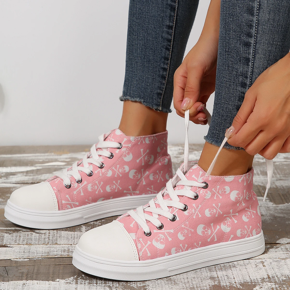 Women Couple Colorful Canvas Sneakers  2024 New Spring Summer Casual Sneakers Women High-top Lace Up Flat Shoes Zapatos De Mujer