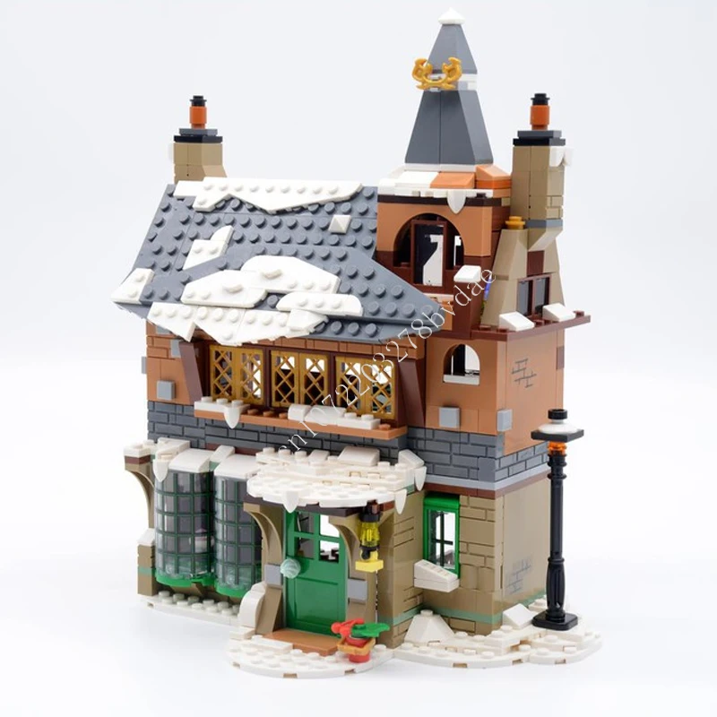 691pcs Winter dorf Old Inn Moc kreative Straßen ansicht Modell Bausteine Architektur DIY Bildung Montage Modell Spielzeug Gif