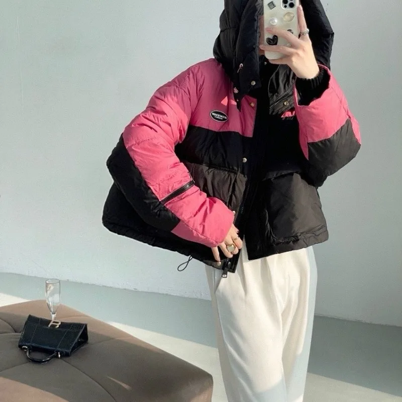 新しい厚みのある対照的な色ファッショナブルなショートダウンジャケット女性インターネット有名人ホワイトダックダウンプロコートトレンディ