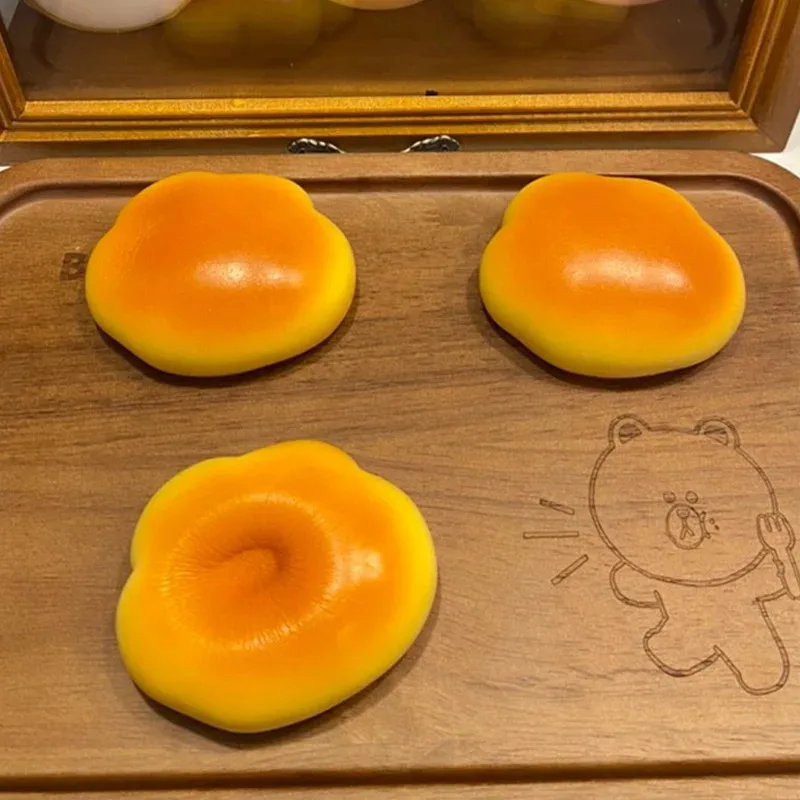 Jouet de pain nuage à rebond lent, cadeau de farces grinçantes drôle pour les blagues, Fidget Squishy anti-Stress pour les gags au bureau et à la maison