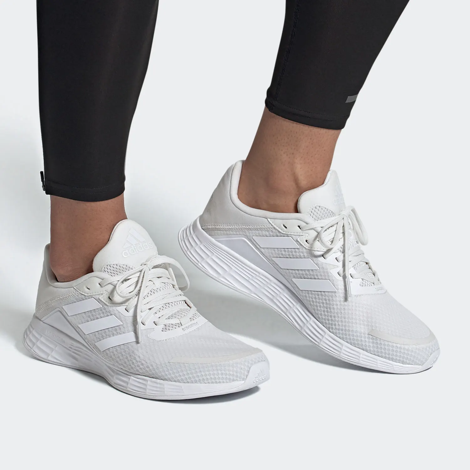 

Официальные мужские и женские удобные кроссовки Adidas Authentic DURAMO SL FW7391