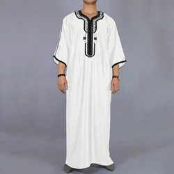 Moroccan style Muslim men's long robe white elegant exquisite embroidery men's long robe casual simple robe