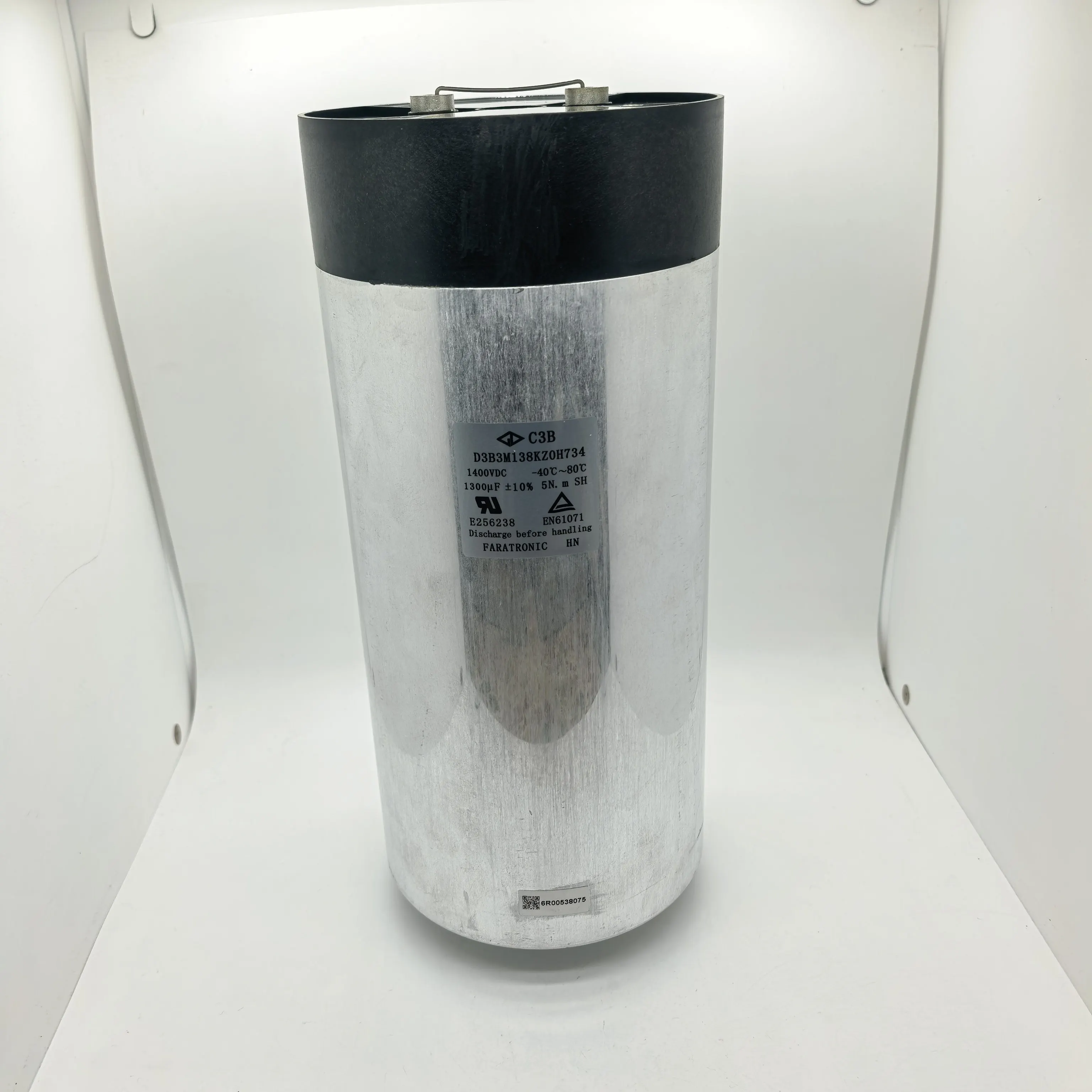 

D3B3M138KZ0H734 1300UF 1400V High-Current Filtering and Energy Storage Thin Film Capacitor