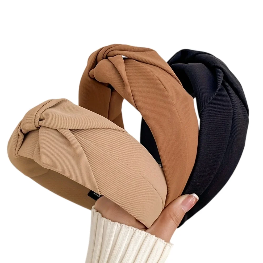 Einfarbiges geknotetes Haarband für Frauen, weicher Stoff, breites Haarband, modischer Turban-Haarreif, Haaraccessoires für den Alltag von Mädchen. – Detail 3