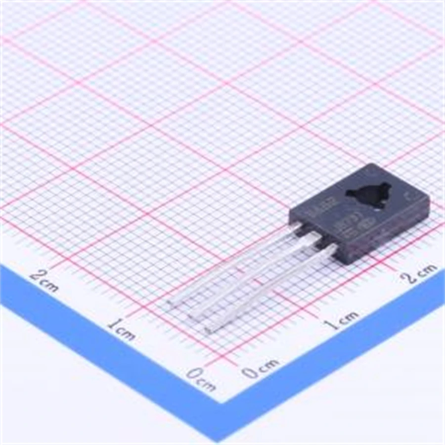 30PCS/LOT 2SD882 (Transistors/Thyristors)