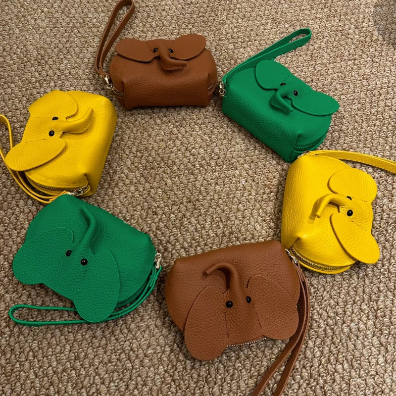 Pebbled elephant PU coin & makeup pouch, holds lipstick, keys, hair ties & coins, cute portable for shopping & commute.