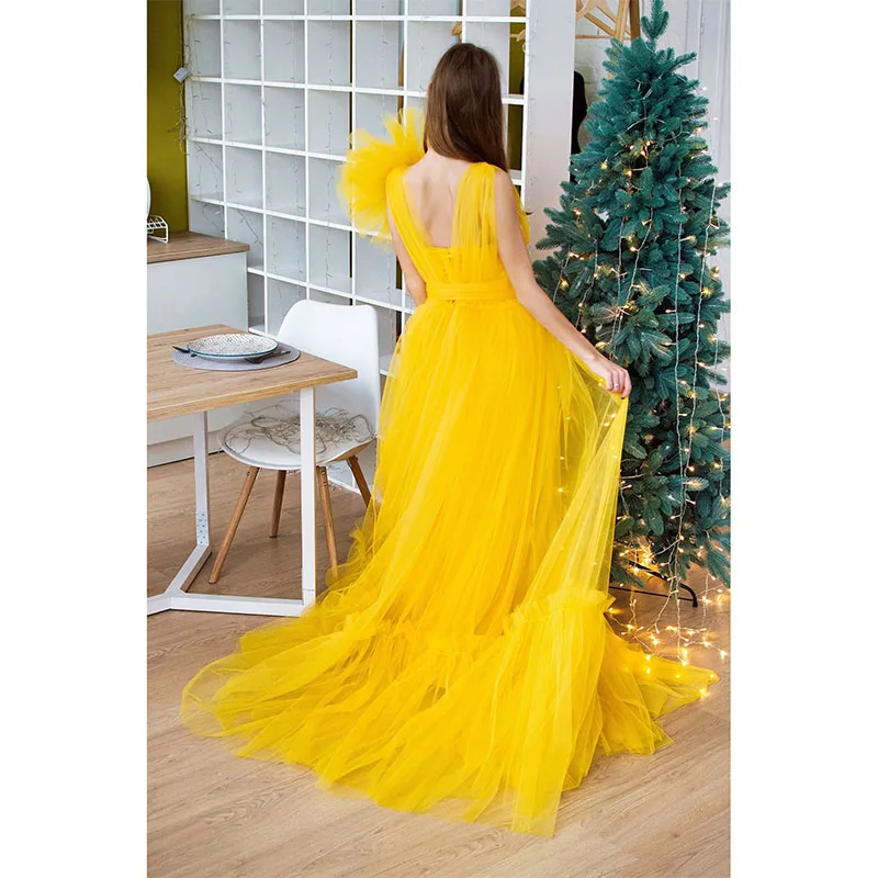 Vestido de noite sem mangas em V para mulheres, amarelo, vestidos de baile, babados, tule, trem de varredura, personalizado