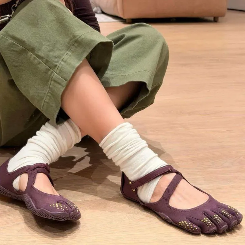 New V-Soul five-finger shoes Fivefingers Pilates sports fitness dance split-toe  dance shoes