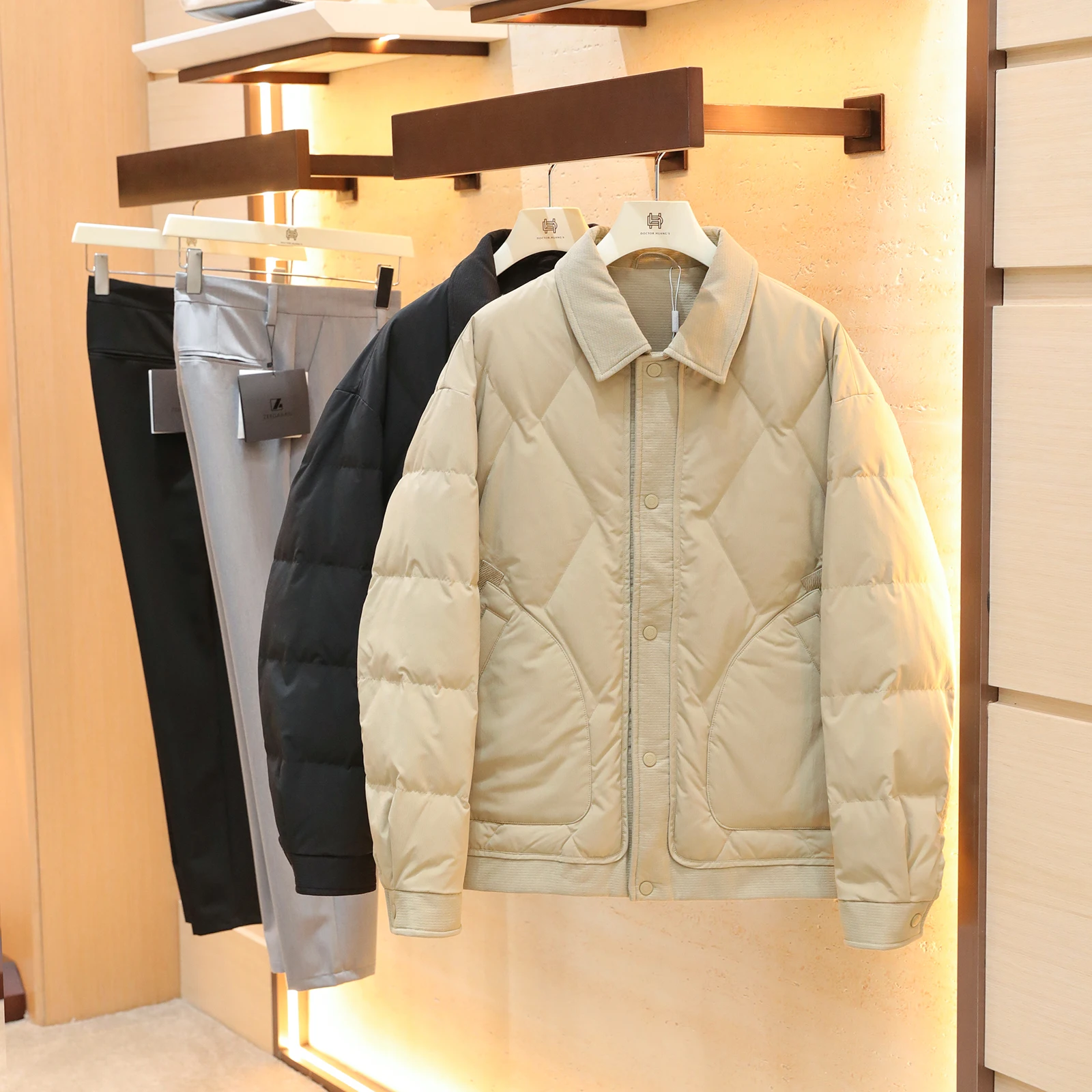 

Men's Faionable Patchwork Design Barn Sle irt Collar Jaet down Coat Warm Outdoor Casual Polyester Nylon Fabric