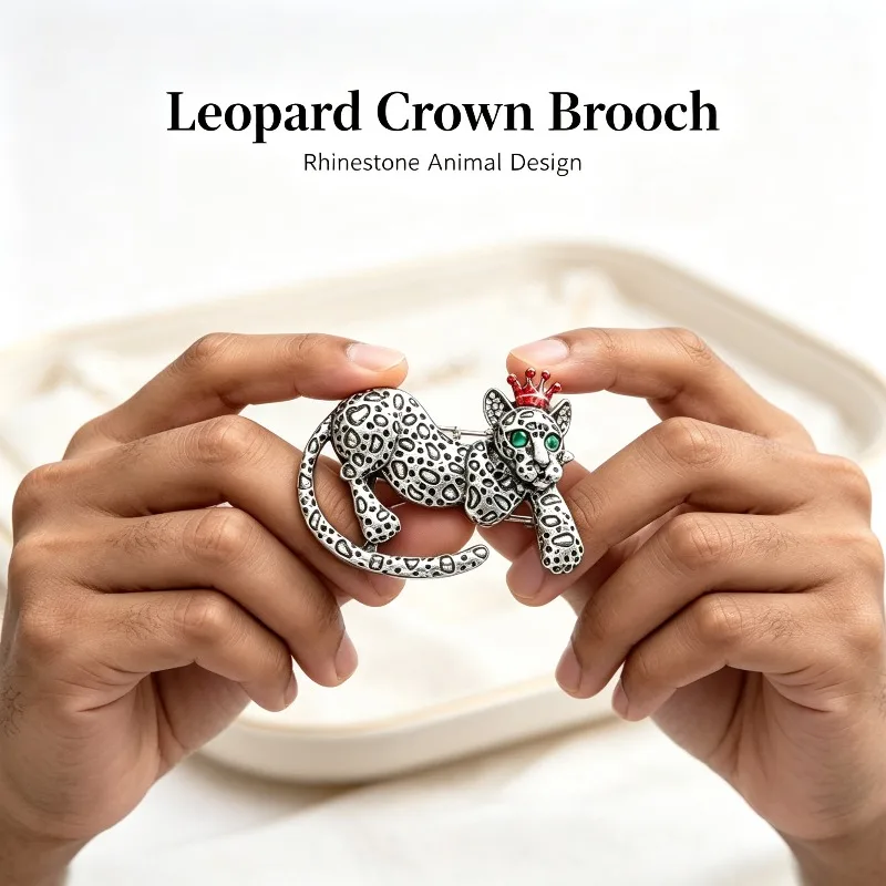 Vintage European‑American Trendy Creative Animal Cheetah Brooch Pin, High‑End Suit Accessory for Men