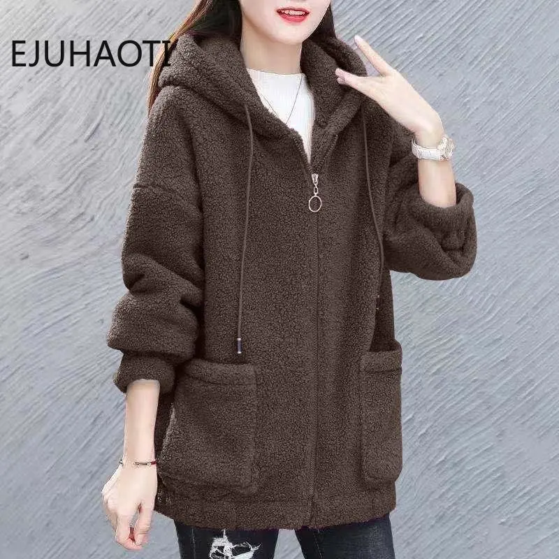 Winter Women\'s Imitation Lamb Fleece Coat Jacket New Ladies Loose Fitting Korean Fashion Sweater With Plush For Femme Cardigan