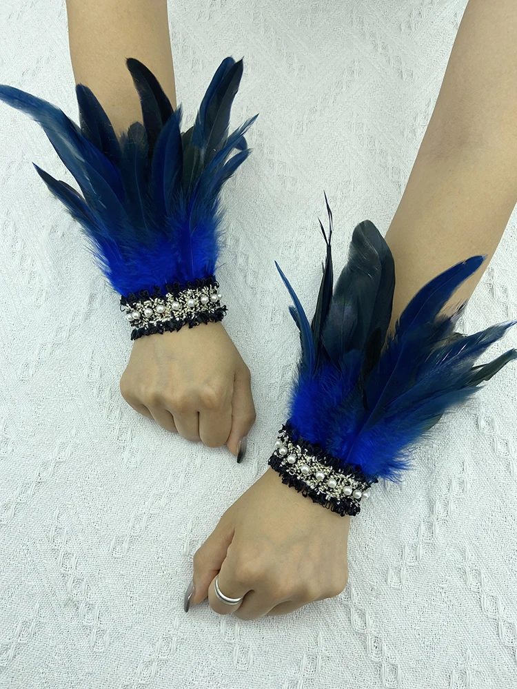 Natural Feather Wrist Cuffs Elegant Fur Sleeve Arm Accessories Gothic Halloween Cosplay Feather Gloves Pearl Arm Cuff 2pcs