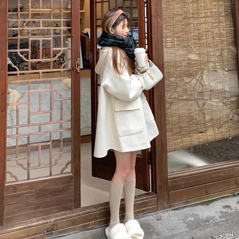 

Женское зимнее розовое шерстяное пальто 2025 года, короткая куртка в корейском стиле для маленьких девочек, нежный шик