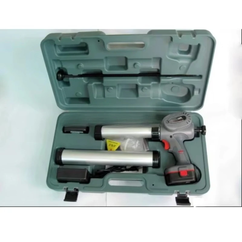 

Профессиональный картридж и колбаса с использованием беспроводного пистолета для герметизации.