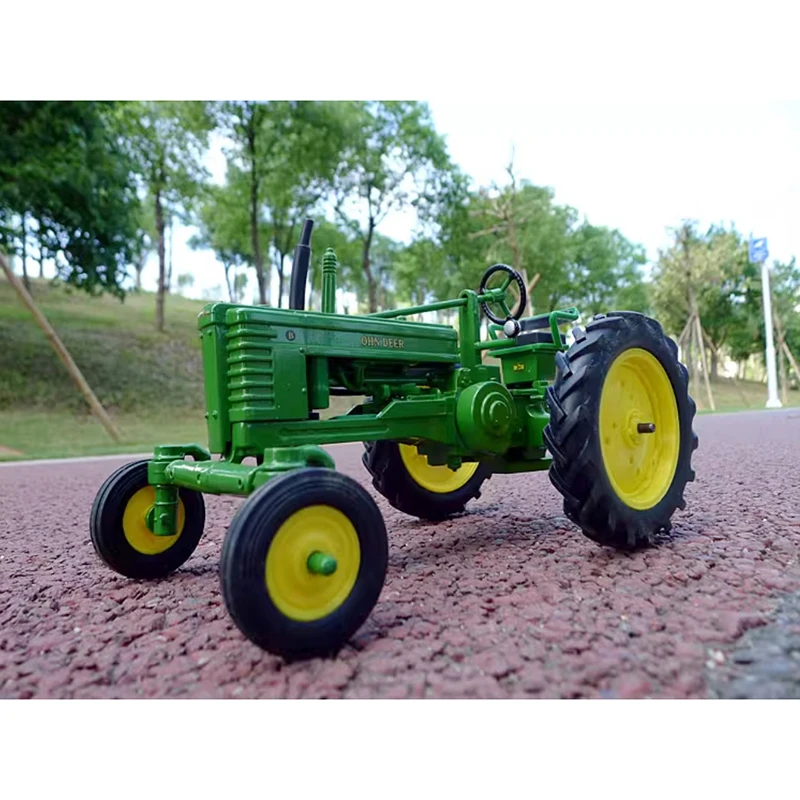 

ERTL Diecast 1:16 Scale Tractor Alloy Agricultural Vehicle Model Collection Souvenir Static Display Decoration