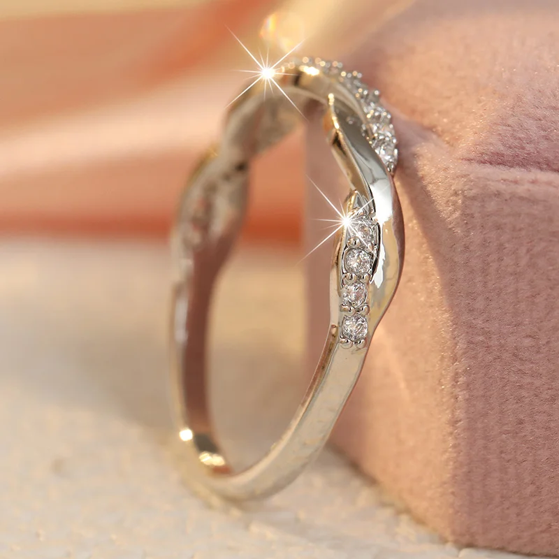 Twisted Rope Interwoven Thin Ring Women's Inlay Synthetic Zircon Silver Plated Ring Versatile Accessories For Daily Wear