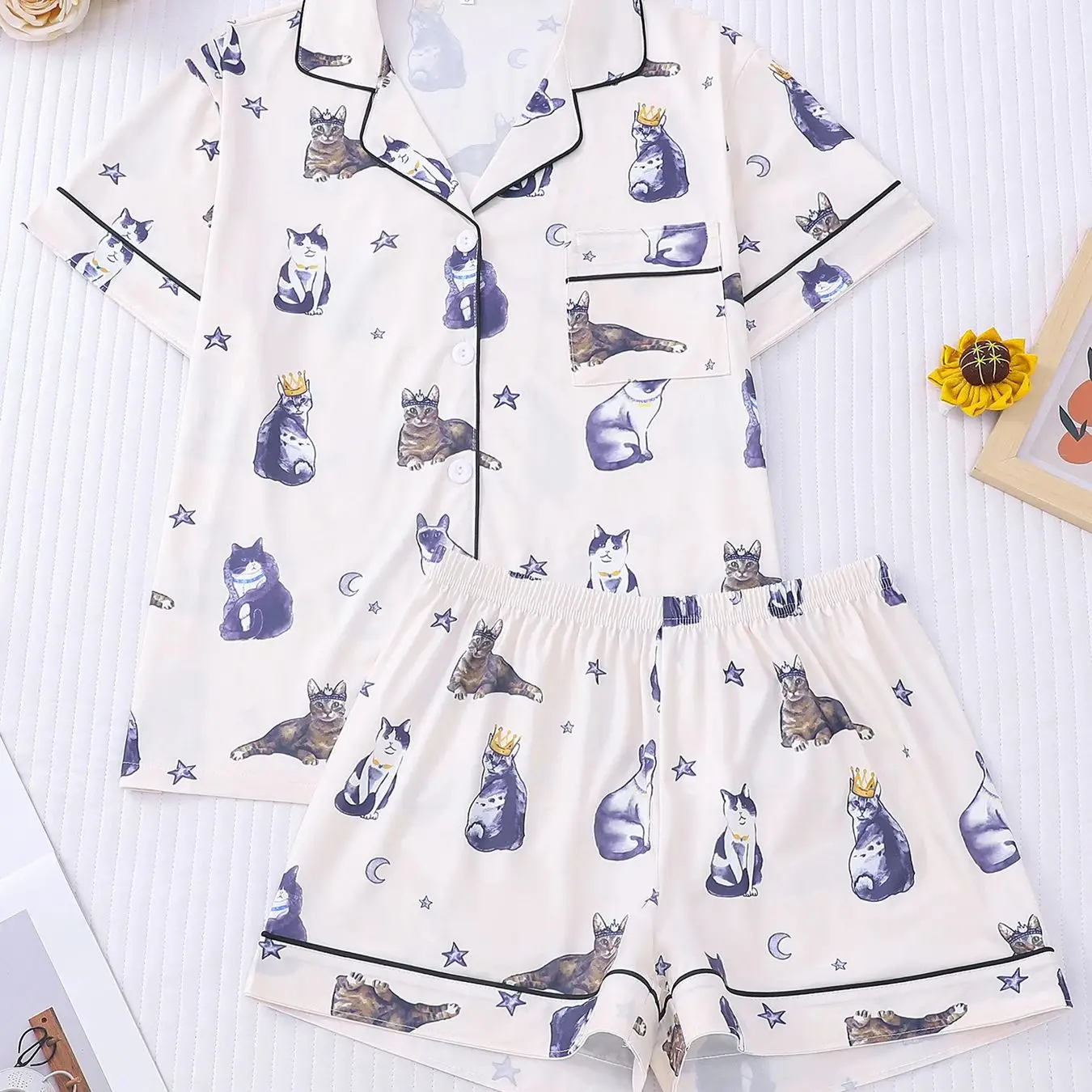 

Girl's Heart Dreamy Cat Full Print Home Clothes Rice White Bottom Short sleeved Shorts Pajamas Skin friendly Non Sweating
