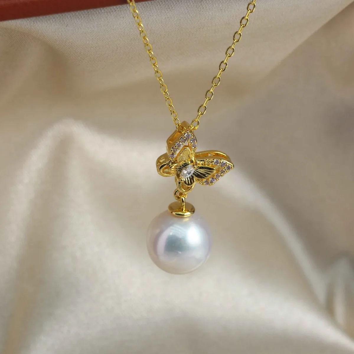 Brass Gold Plated Cubic Zirconia Butterfly Pearl Pendant Blank Setting, Exquisite Versatile DIY Jewelry Accessories