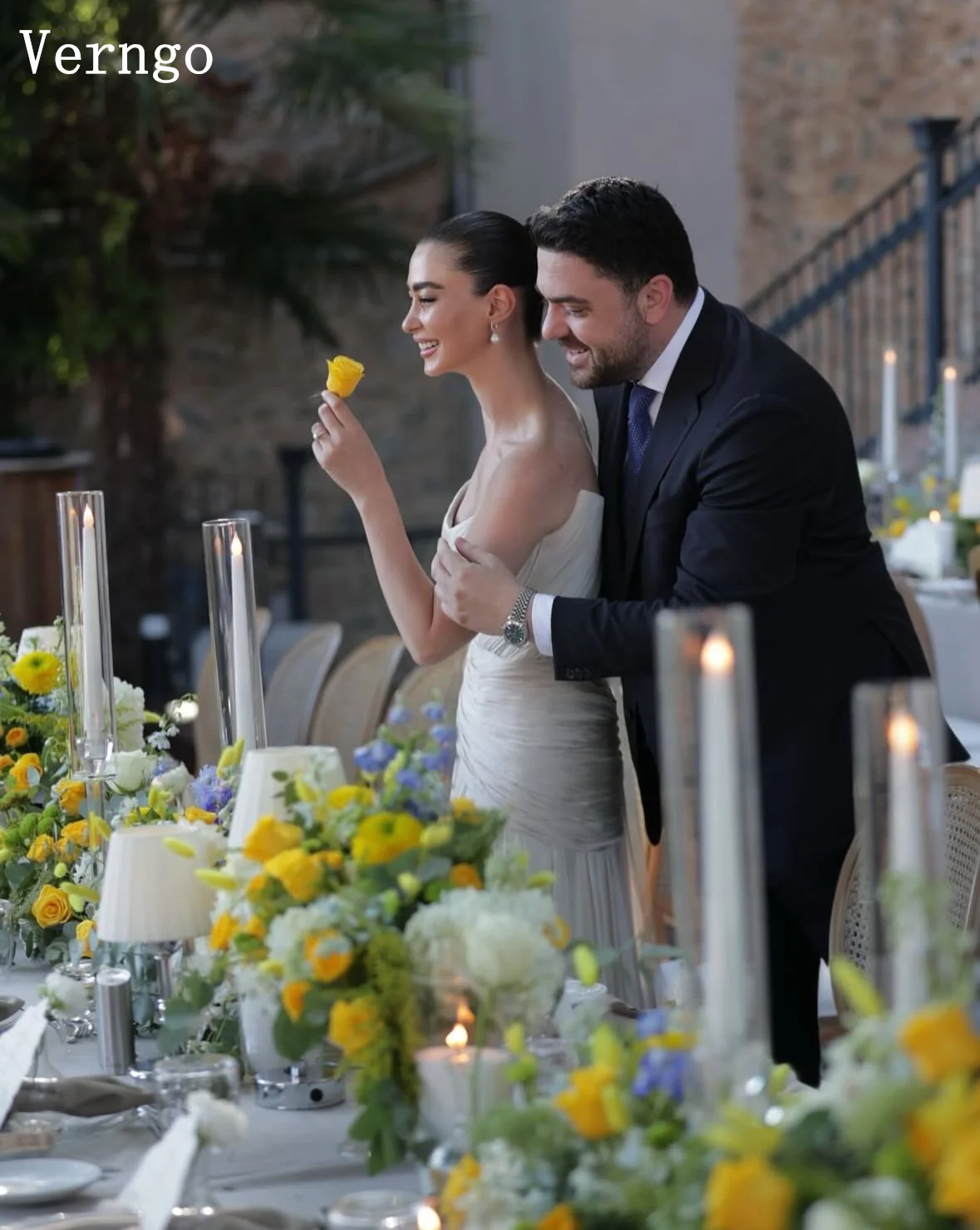 Verngo Lvory Szyfonowa Suknia Wieczorowa Bez Ramiączek Plisowana Linia A Suknie Balowe Eleganckie Damskie Suknie Balowe Szyte na Miarę