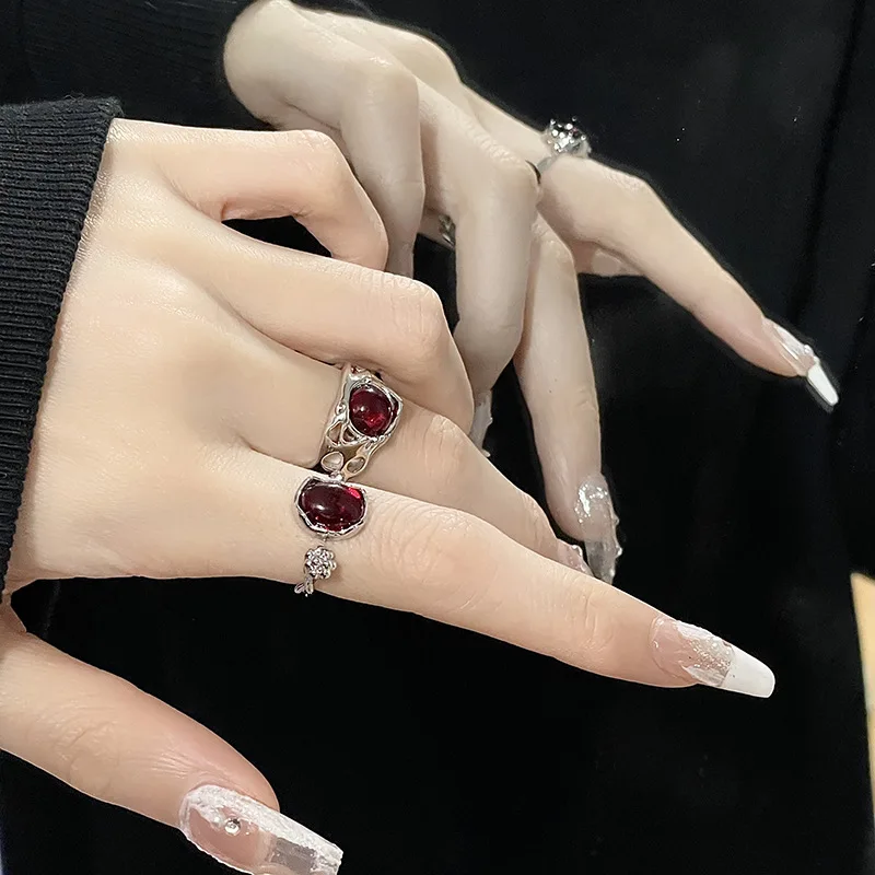 Irregular Rings With Stone Aesthetic Girl Hollow Red Stone Rings for Women Y2K Flower Bud Open Ring Vintage Jewelry Accessories