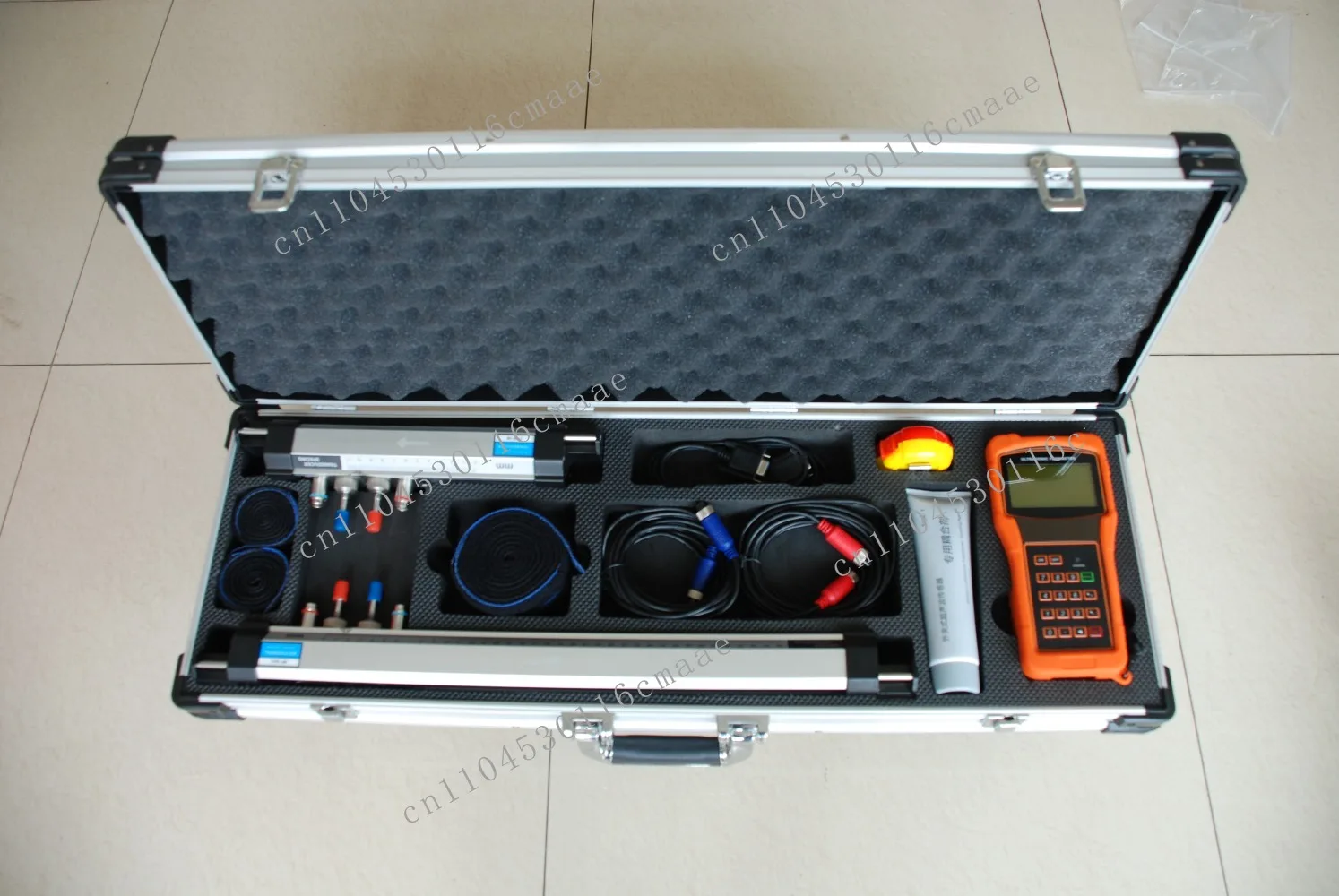 

Portable Handheld Ultrasonic Flowmeter Smart Water Oil Liquid Fluid Meter Customized OEM Support for Measurement