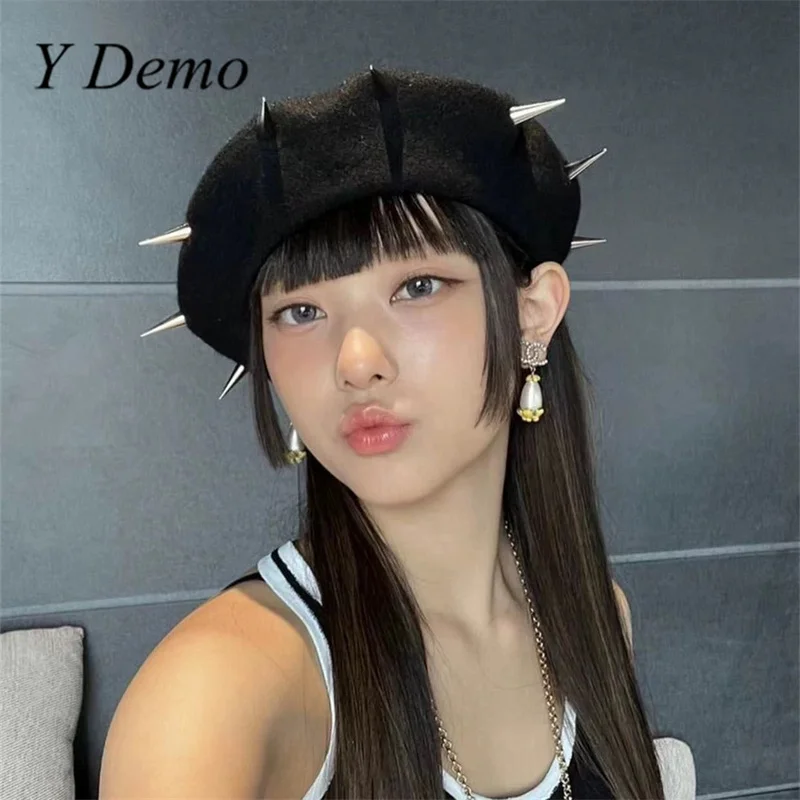 Y Demo Punk Rock Rivets Pu Splicing Women\'s Beret Hat Streetwear Woolen Sparks Adjustable Black Hats