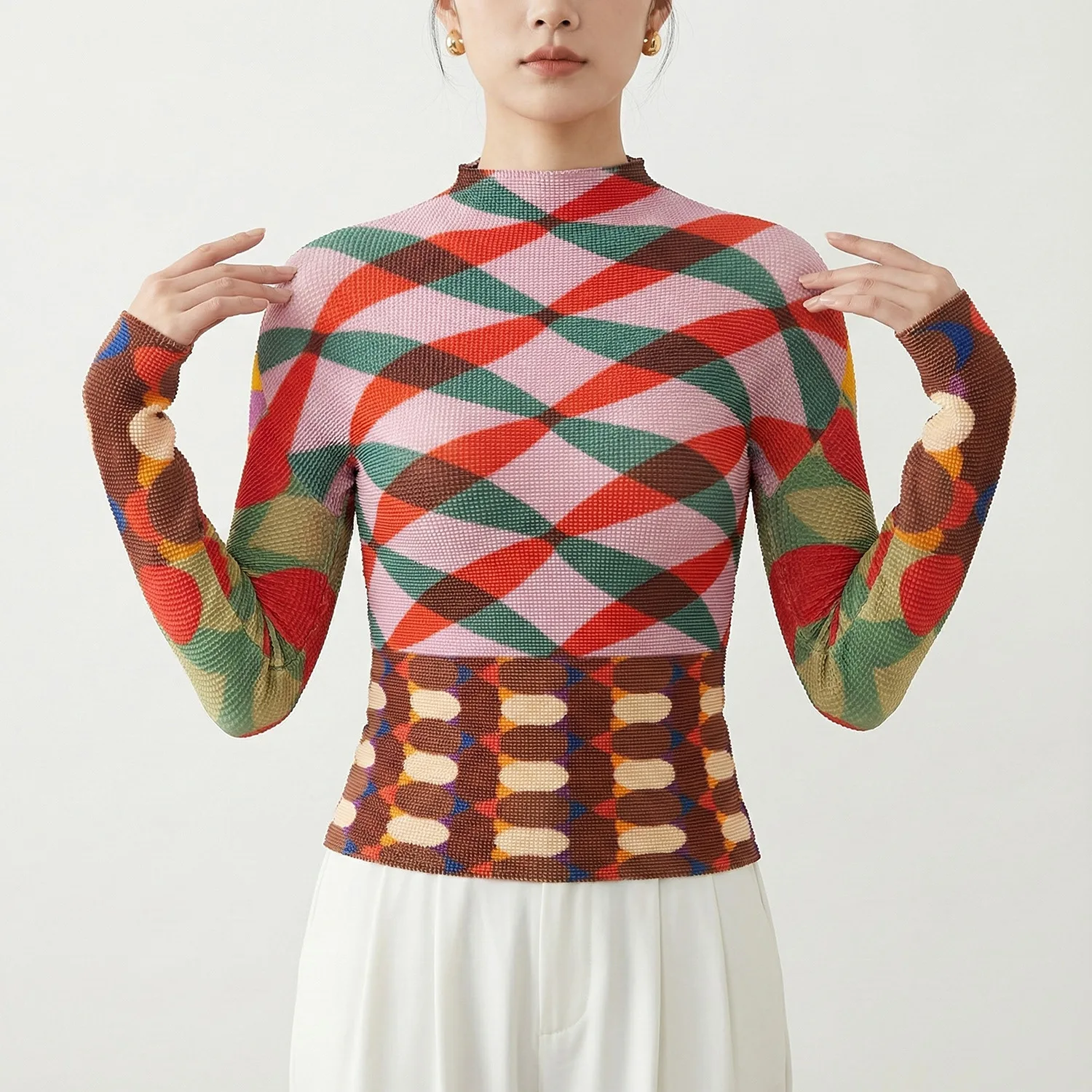 미야케 플리츠 2026 신상 니치 디자인 감각 그리드 프린팅 충돌 디자인 하이넥 티셔츠 여성용 캐주얼 슬림 플리츠 탑