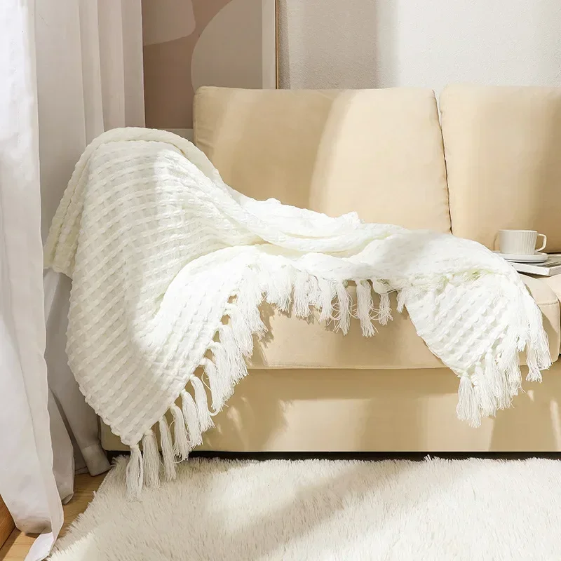 Nordic White Casual Throws Blankets Soft Comfortable Knitted Shawl Sofa Blanket Bed End Cover Hotel Home Decoration Bedspread