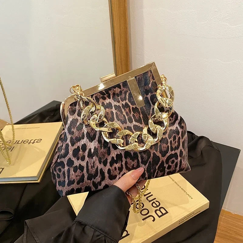 Senior Leopard Print All-in-one Shoulder Package Underarm Bag Women 2025 Autumn Winter Niche Fashion Chain Crossbody Dinner Bag