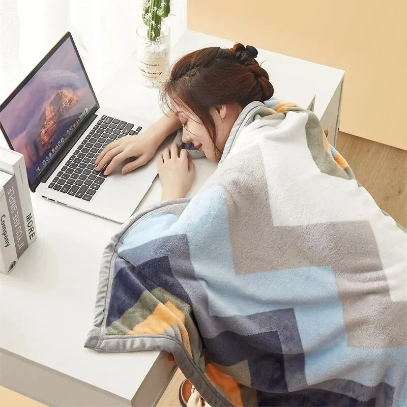 Extra Soft Flannel Air Conditioning Blanket 2