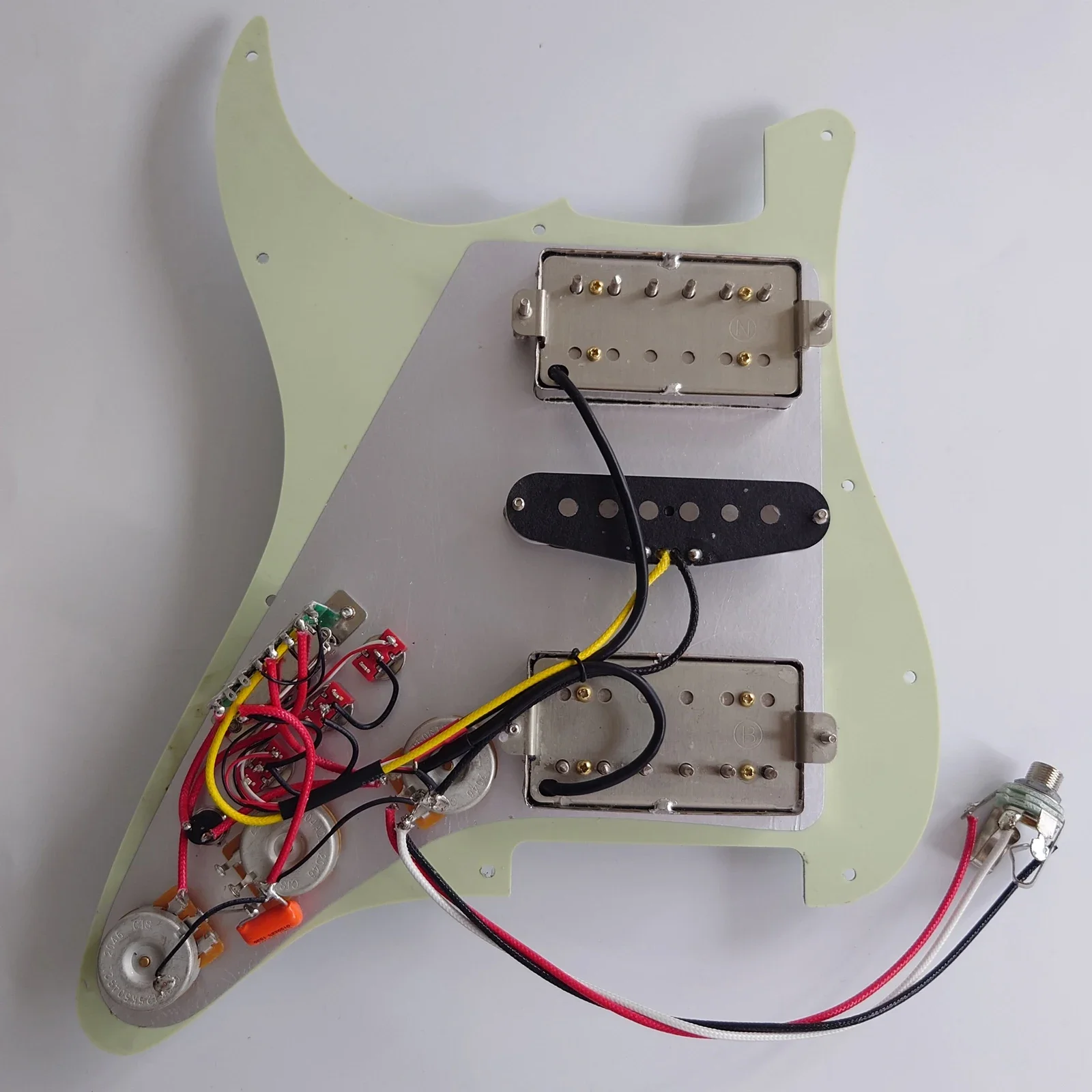 Guitar Prewired Loaded ST Pickguard with HSH Alnico 5 Humbucker Pickups Set Coil Splitting Switch for ST Guitar Accessoires