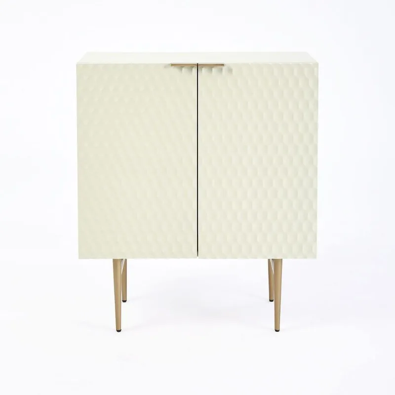 Light luxury entryway cabinet: a drawer cabinet facing the entrance directly