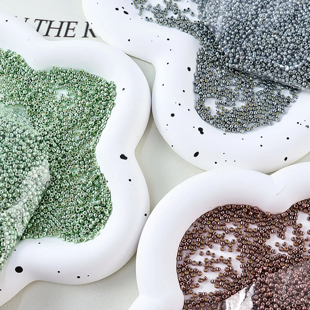 Japanese imported TOHO450g 11/0PF series round beads jewelry accessories for all kinds of DIY hand authors who need a large batc