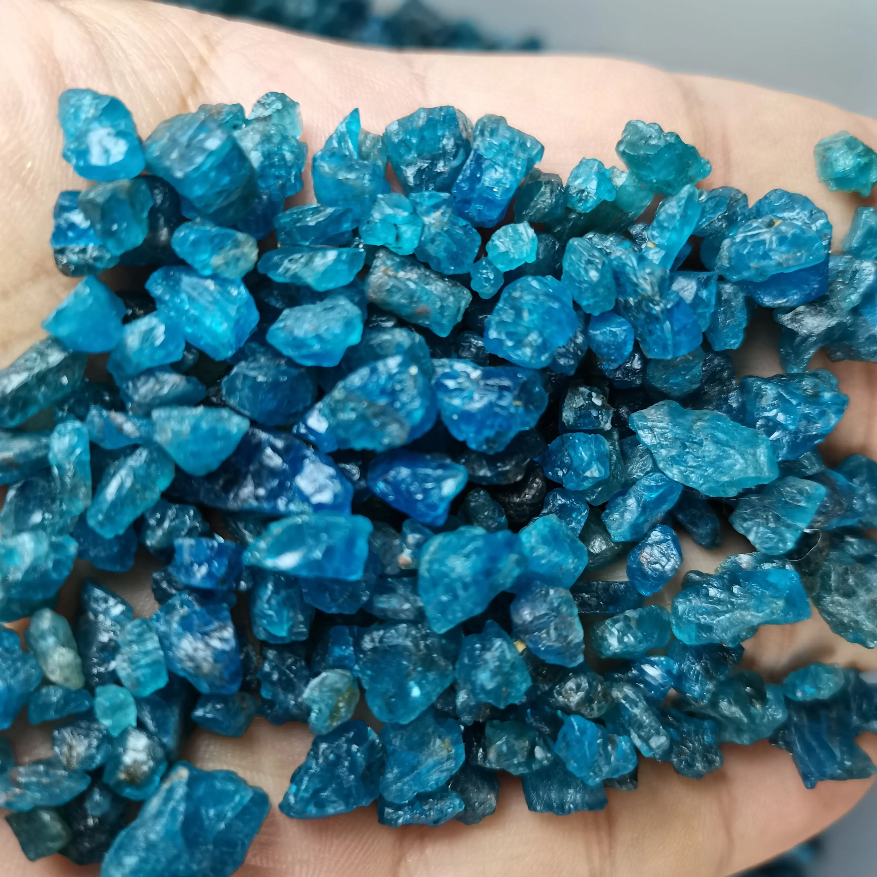 

1000g Natural crystal Blue apatite and Mineral Reiki Treated Gemstone Primary Gemstone Specimens Used In Jewelry Making