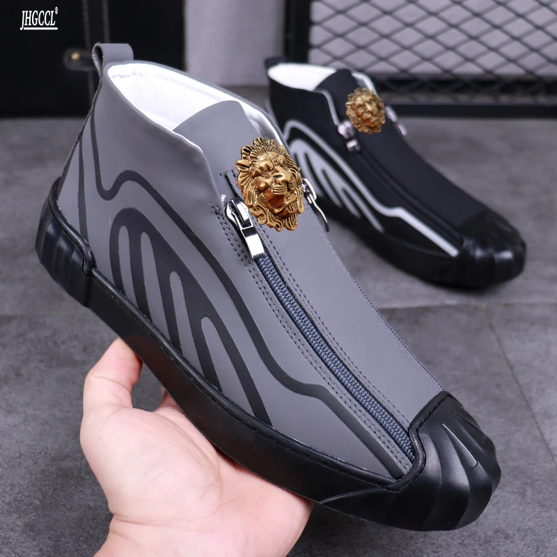 luxury designer men shoe High quality leather loafers with thick and low rivets,casual board shoes,shoes with high height A3