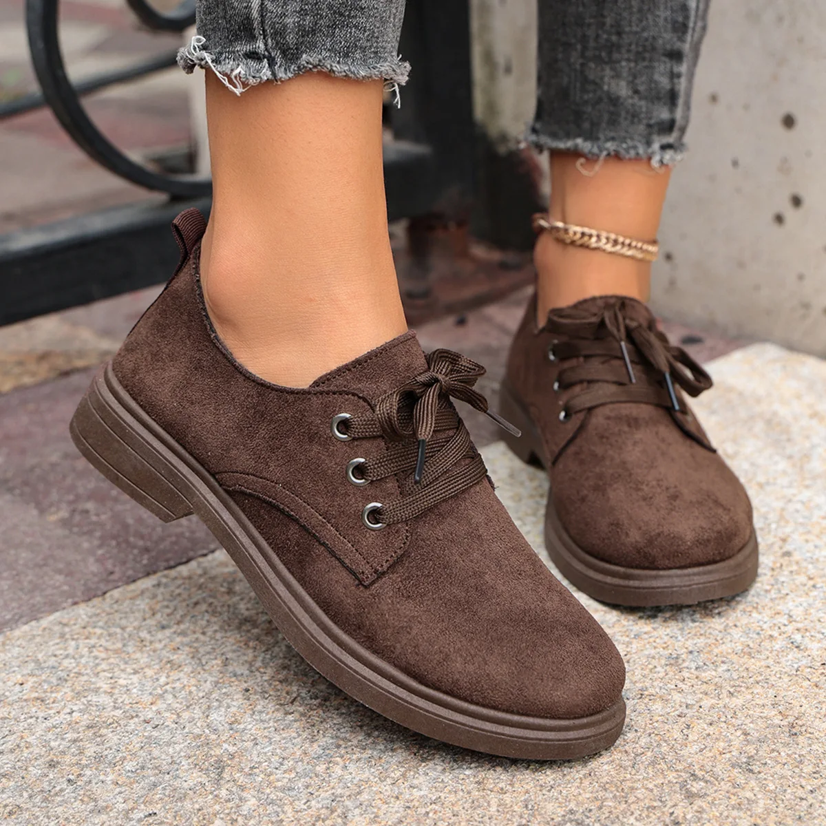 Damen Vintage Wildleder Schnürschuhe mit Niedrigem Blockabsatz Rutschfeste Sohle Lässige Tägliche Gehmode Knöchelhohe Stiefel – Detail 6