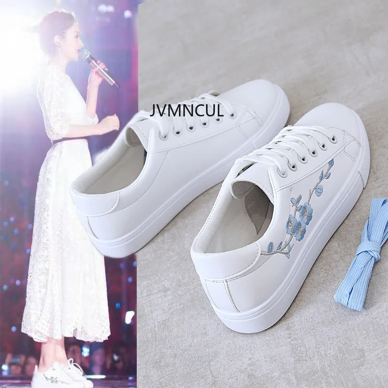 

Женские весенне-осенние белые повседневные спортивные кроссовки с низким вырезом и вышивкой в стиле Харадзюку для студентов на складе