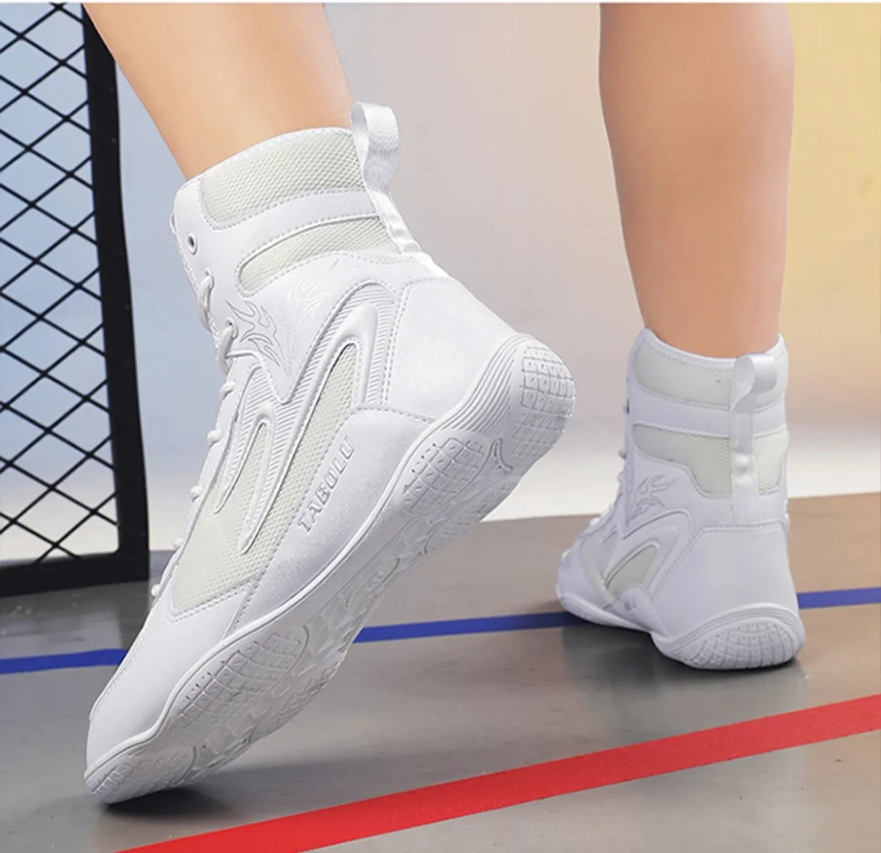 2025 New Winter Professional Training Anti-Slip Wrestling Shoes Gym Professional Boxing Shoes Muscle Training Shoes