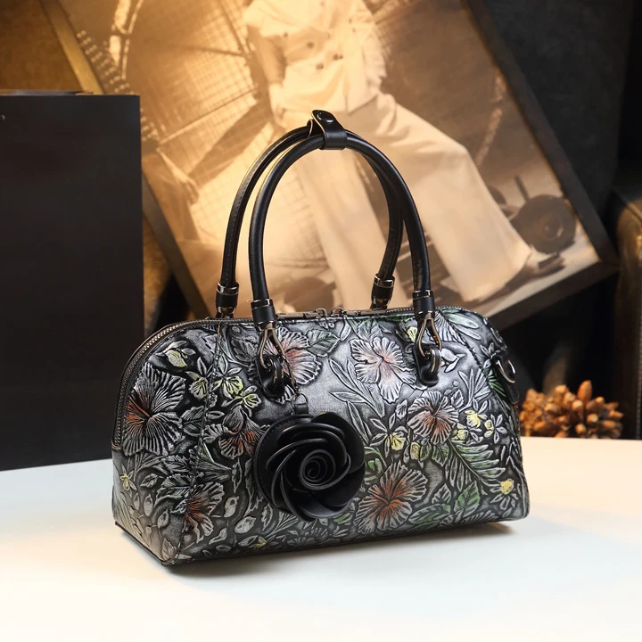 Borse da donna in vera pelle retrò borsa a tracolla con fiori in rilievo borse da cuscino portatili per mamma di grande capacità 2023 nuovo