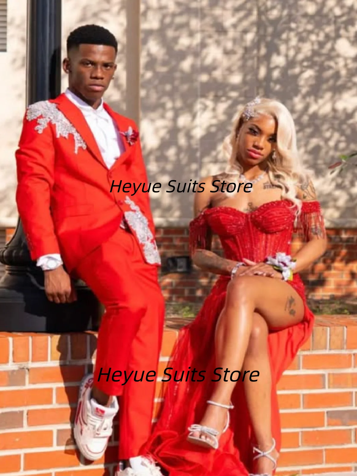 

Fashion Applique Embroidery Prom Men Suits Customized Slim Fit Peak Lapel Groom Wedding Tuxedos 2 Pieces Sets Male Party Blazers