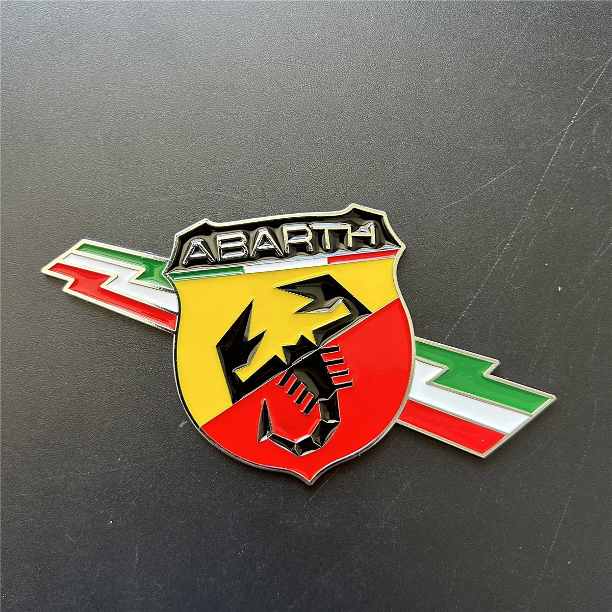 3D Car Stickers Emblem Auto Side Wing Badge Trunk Decal For Fiat Abarth 500 124 125 595 Punto Bravo Scorpion Styling Accessories