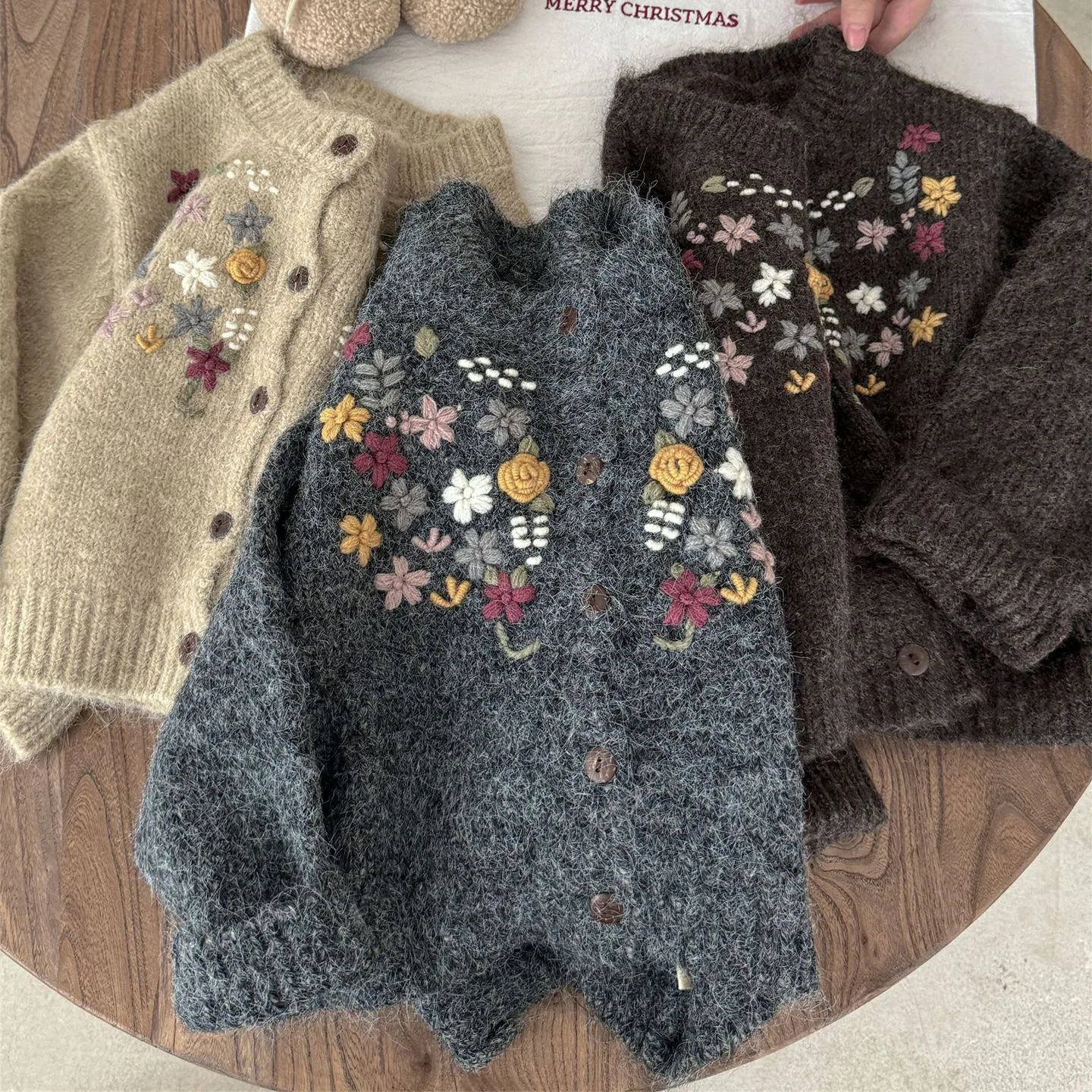 2025 Autumn New Korean Style Hand Embroidered Girls Sweater Cardigan 90-150cm