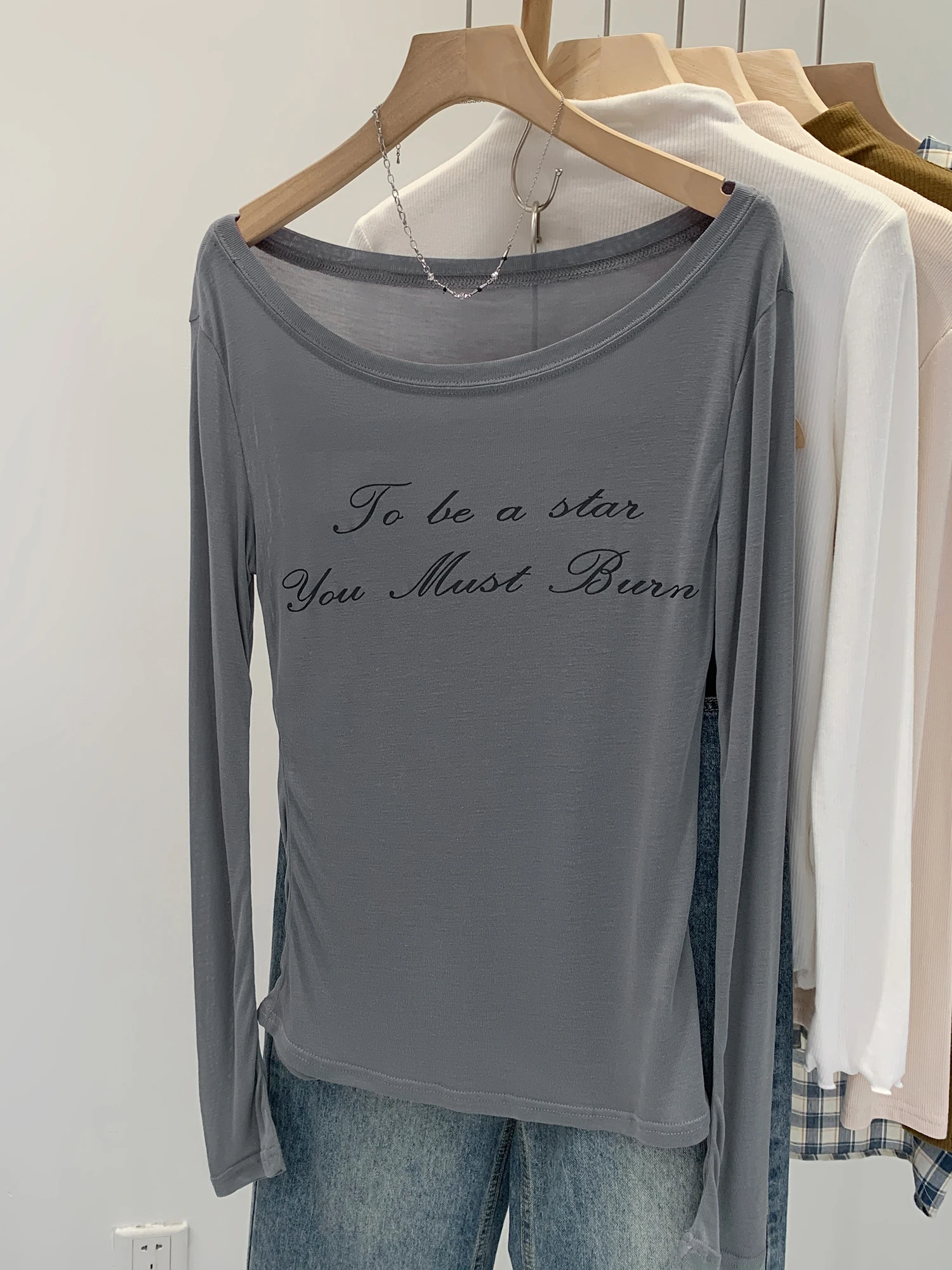 Lacele Tianli Autumn Thin Long Sleeve Sun Protection Shirt T-shirt Women's New Unique Print Slimming Top Korean Style Commute