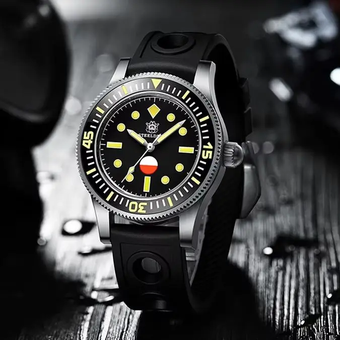 STEELDIVE Men Automatic Watch 41mm Mechanical Wristwatch 62Mas Diver 300m Waterproof Luminous Sapphire Mirror Ceramiz Bezel NH35