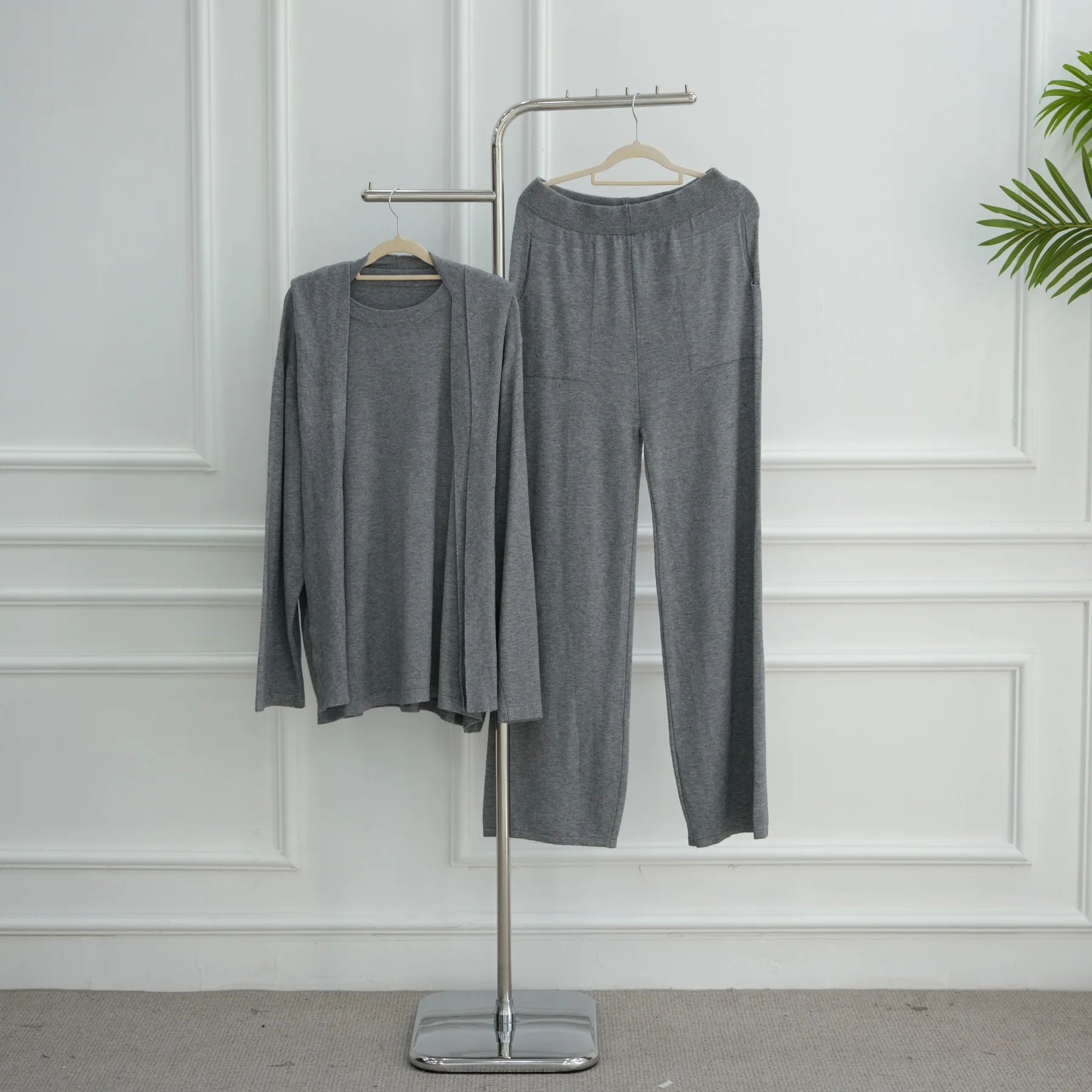 Neue muslimische Frauen gestrickt 2-teiliges Set Pullover Pullover Tops Hosenanzug Islam Hose Strickwaren Dubai Abaya Kaftan Kleid Ensembles