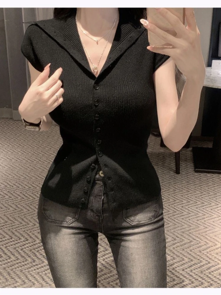 

Autumn/winter American style spicy girl slim fit high neck single breasted sleeveless knitted T-shirt Y2K Harajuku women tops