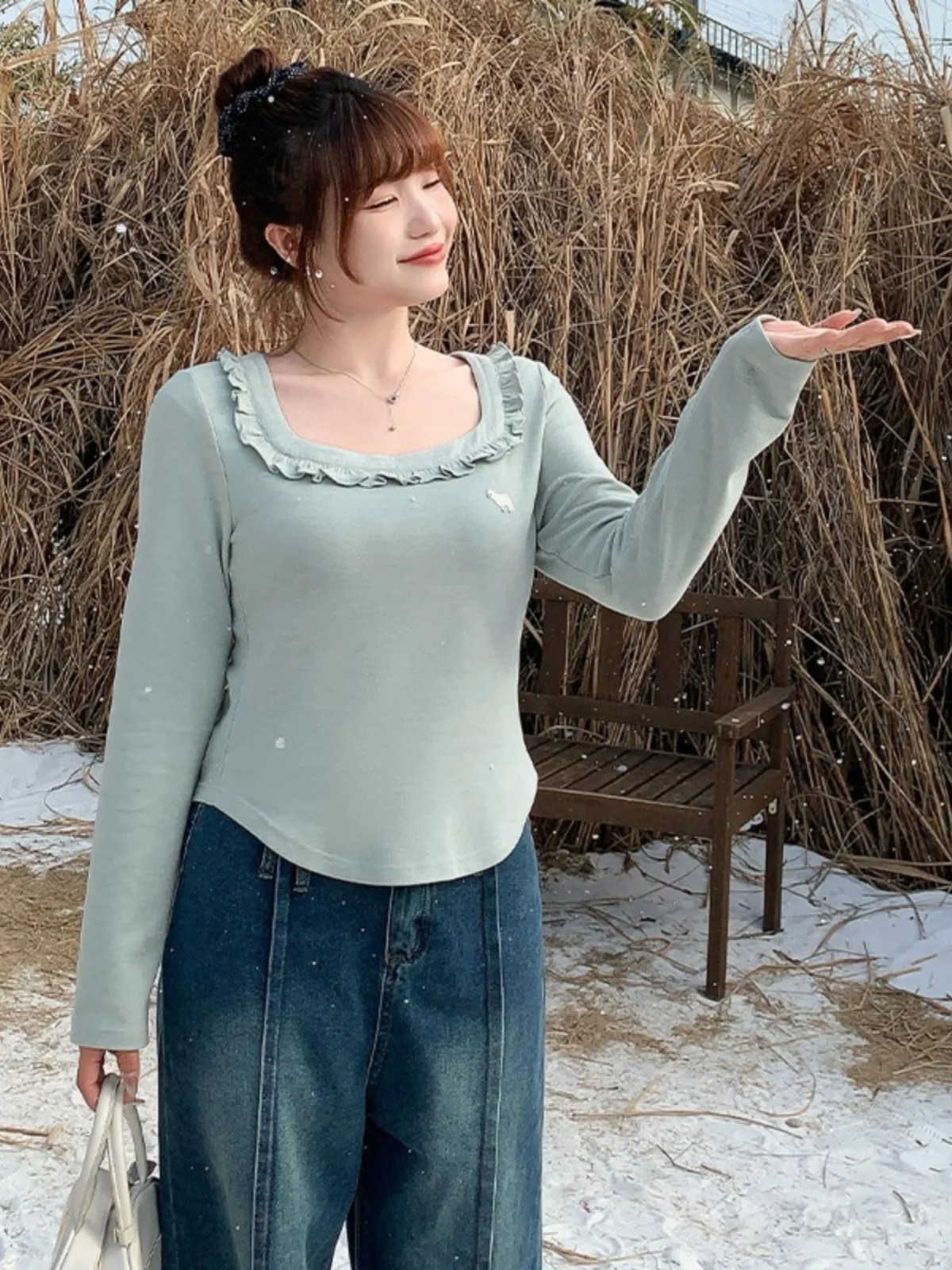 plus Size Women's Fashionable Winter T-Shirt Ruffle Collar Base Layer Top Slimming Design Cover Belly Style Casual Asymmetrical